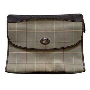 Burberry’s Vintage Beige Canvas Clutch Bag